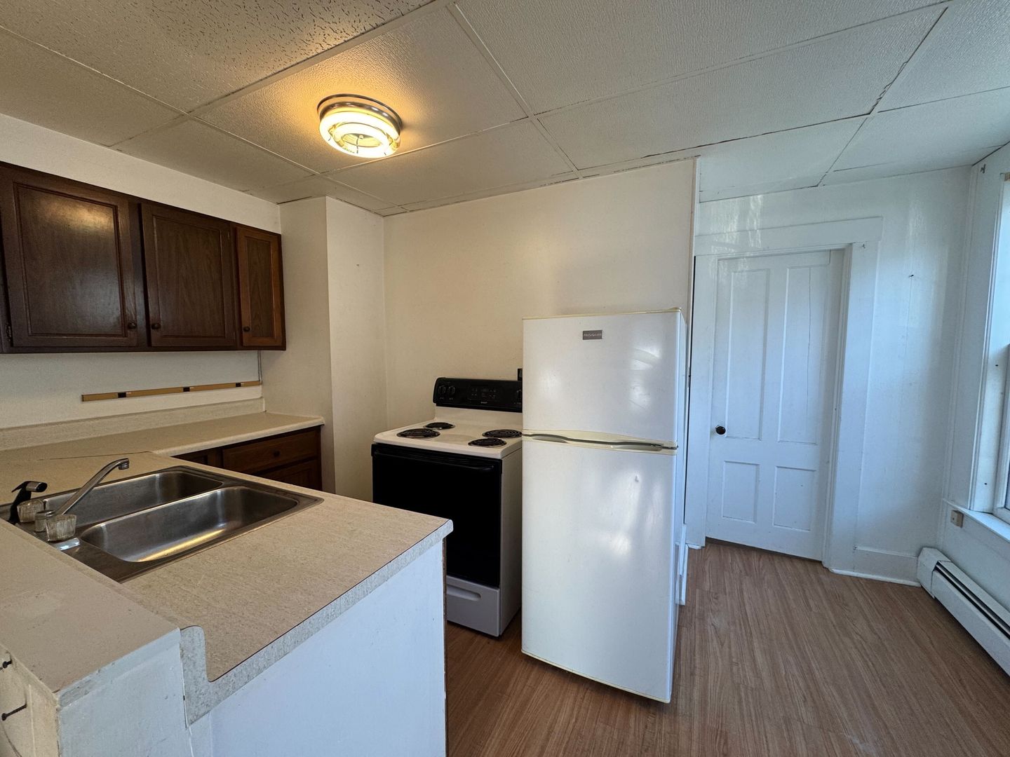 Randolph Apartment: 3 Weston Street