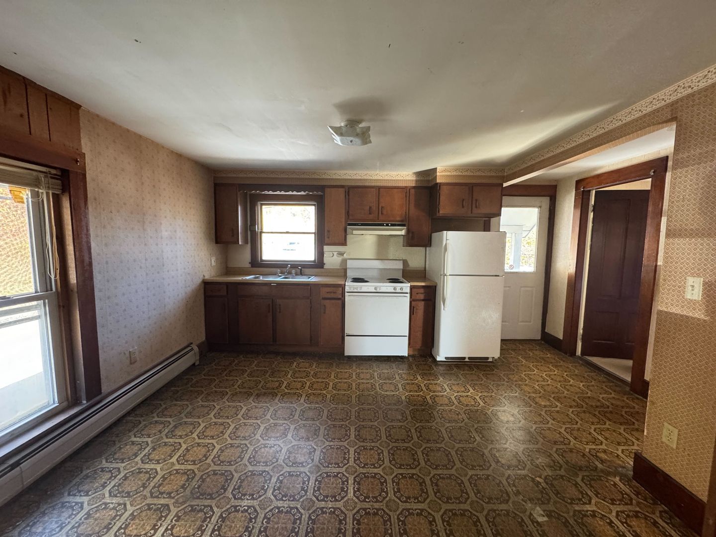 South Main Street Bethel (438)