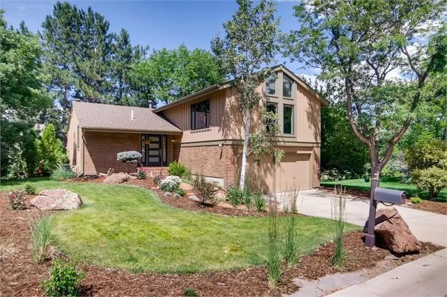 Boulder House: 1658 Bear Mountain Drive