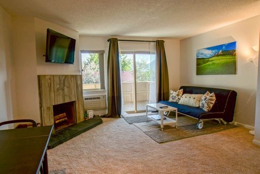 1-Bedroom Condo at Remington Post with Flatirons View! – photo 1