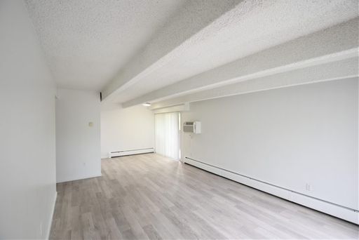 2 Bedroom Apartment Close to CU East Campus – photo 1