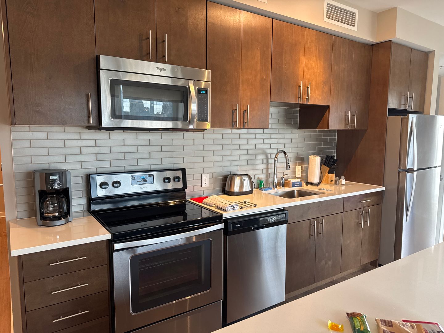 Denver Apartment: 1650 Wewatta St