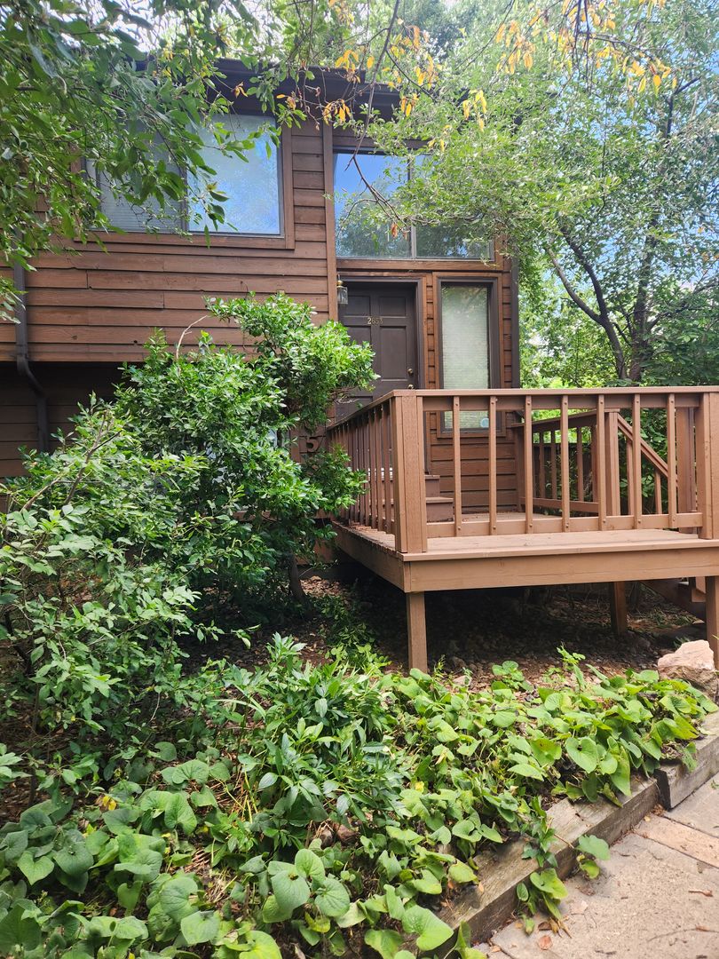 Boulder Townhome: 2653 Juniper Avenue