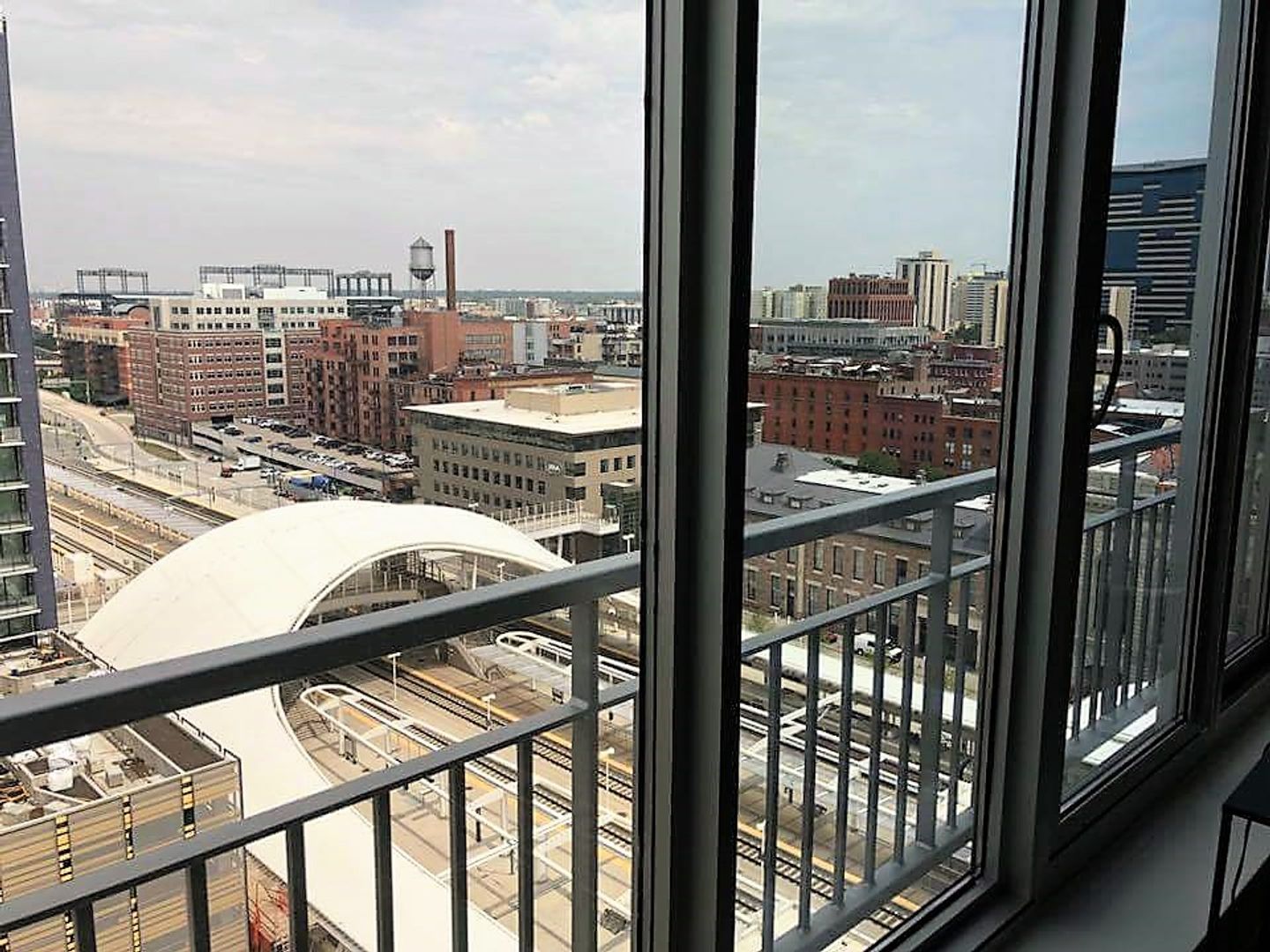 Denver Apartment: 1650 Wewatta St