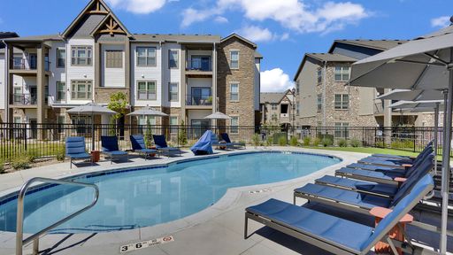 Newley Built Fully Furnished, all inclusive, One bedroom/One Bathroom in the Heart of Brighton Colorado. – photo 1