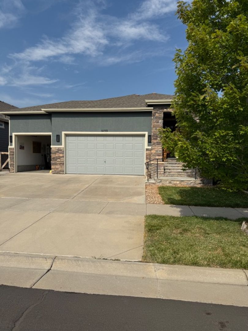 Arvada House: 9139 Flora Street