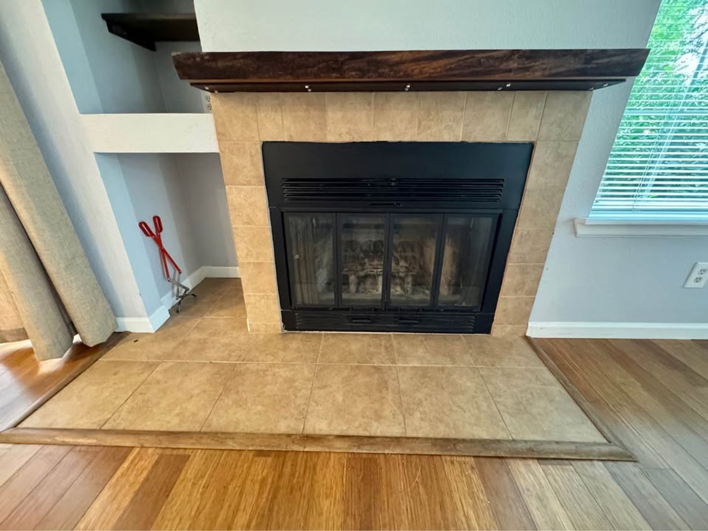 LO-4871 White Rock Circle #G 6 of 12