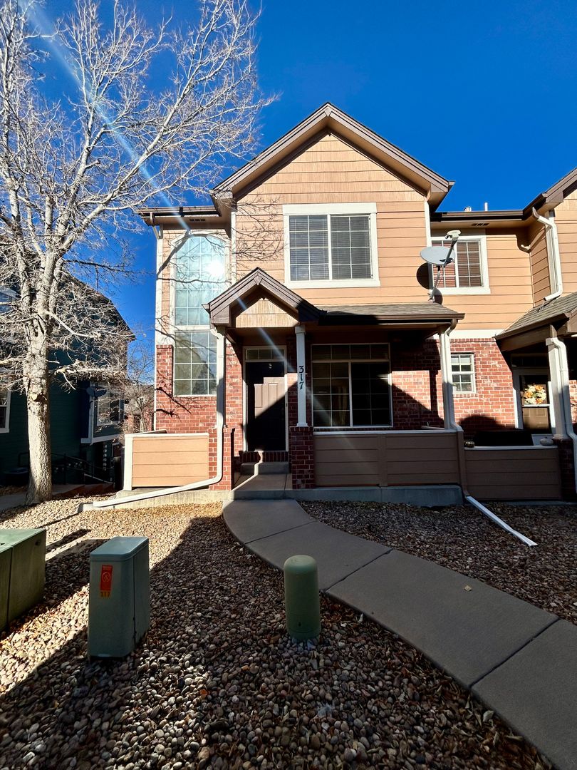 Superior Townhome: 2855 Rock Creek Cir. #317