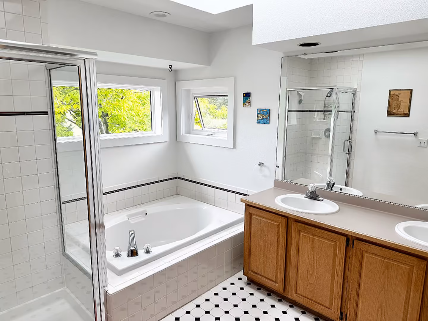 CLM- Chelsea Manor Ct 12 of 12