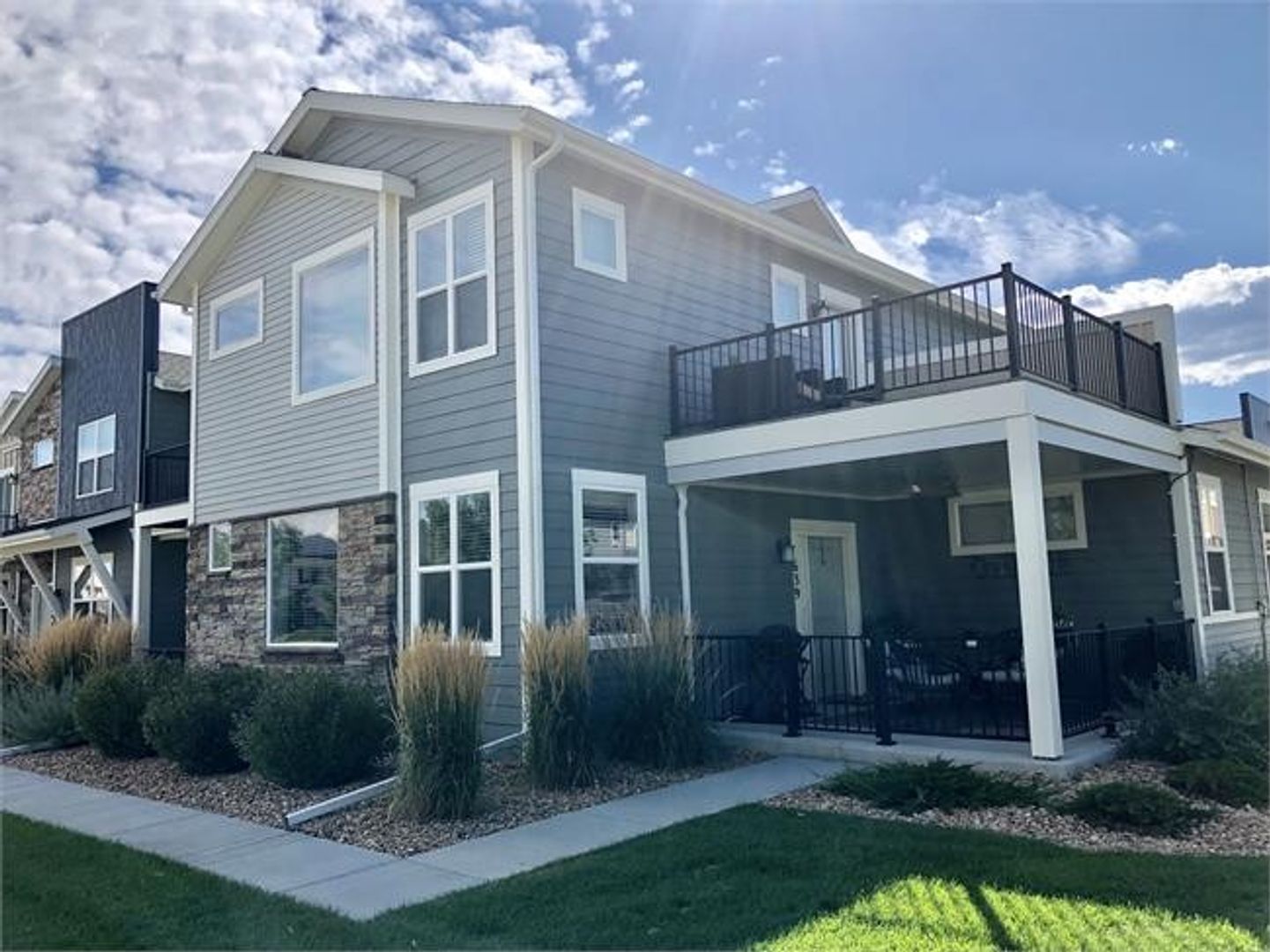 Longmont Townhome: 639 Grandview Meadows Drive