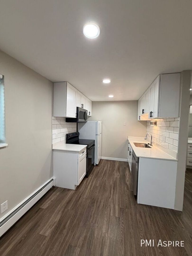 Lakewood Condo: 1065 Saulsbury Street