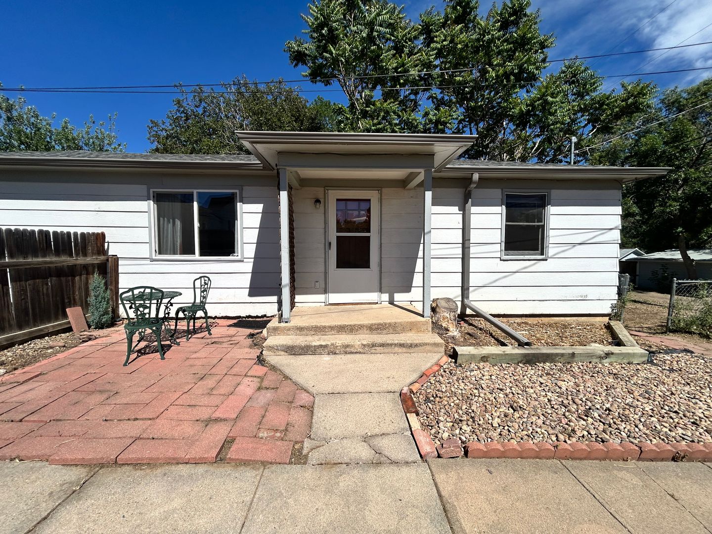 Lafayette Condo: 108 1/2 W Cleveland Street