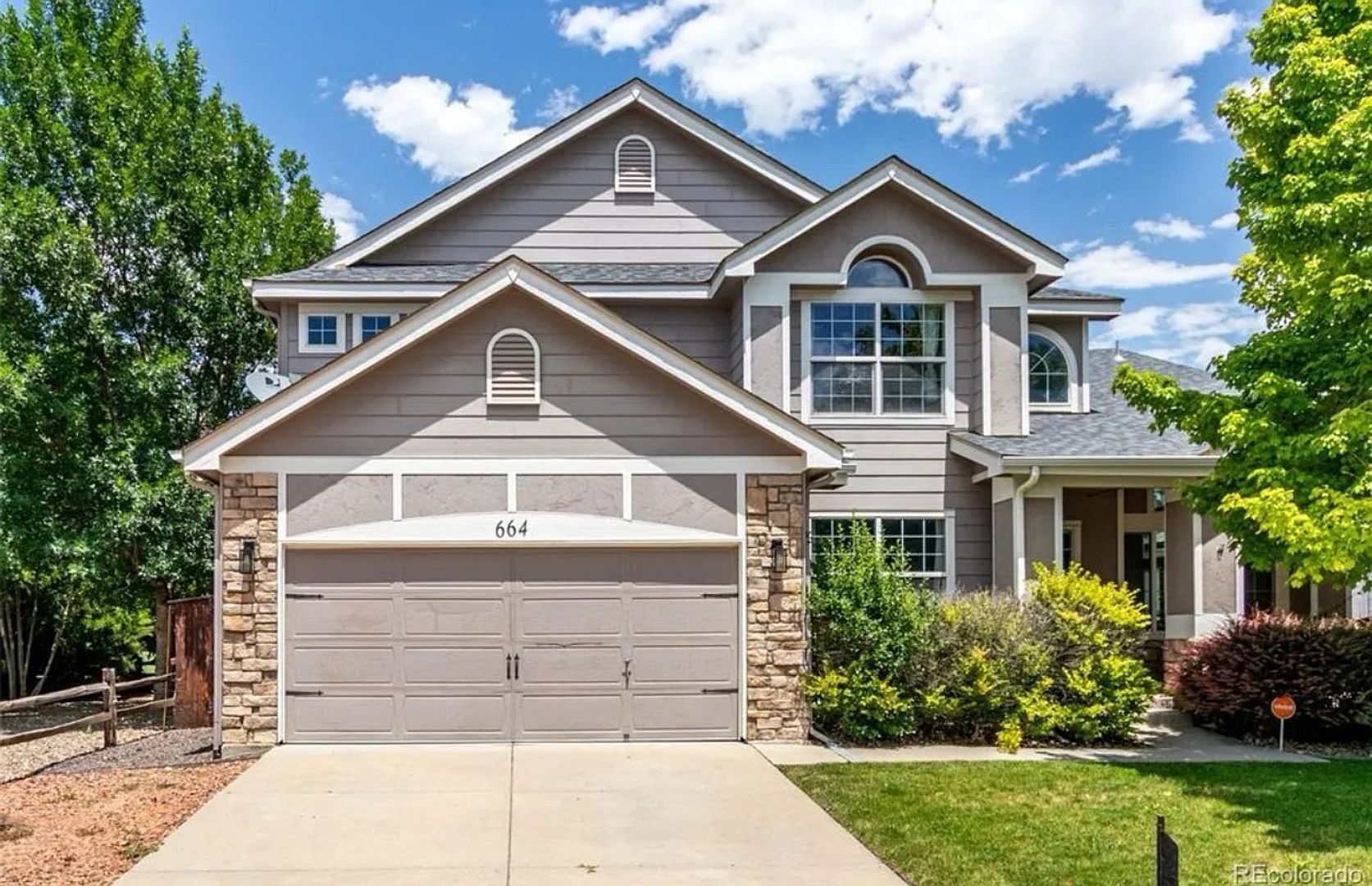 Longmont House: 664 Clarendon Drive