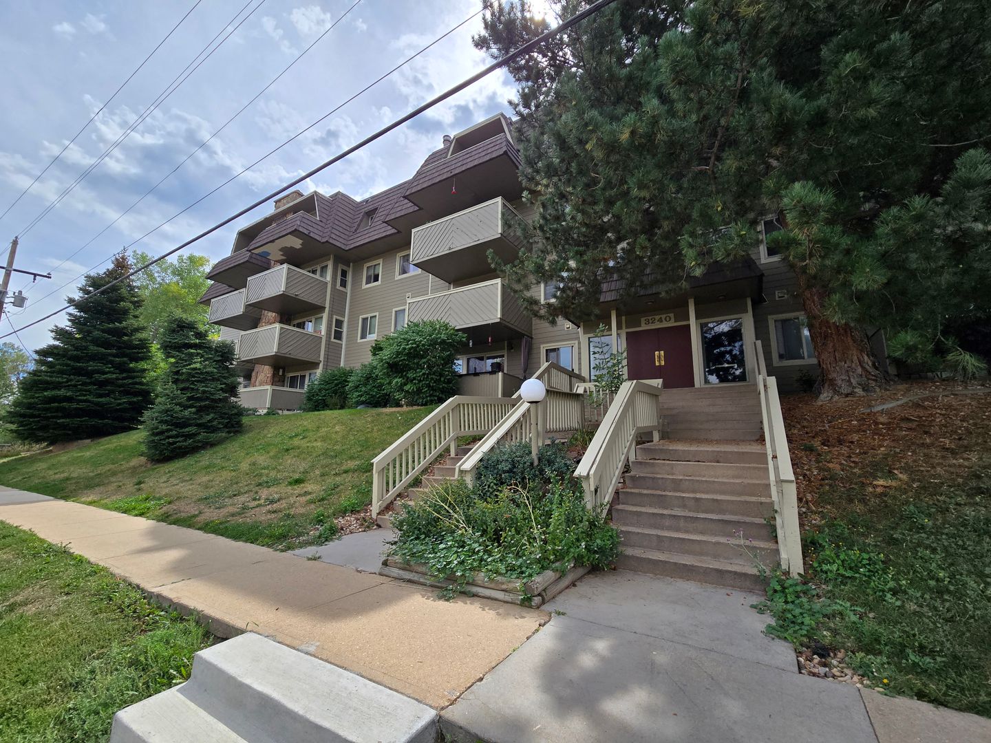 Boulder Condo: 3240 Iris Ave #G103