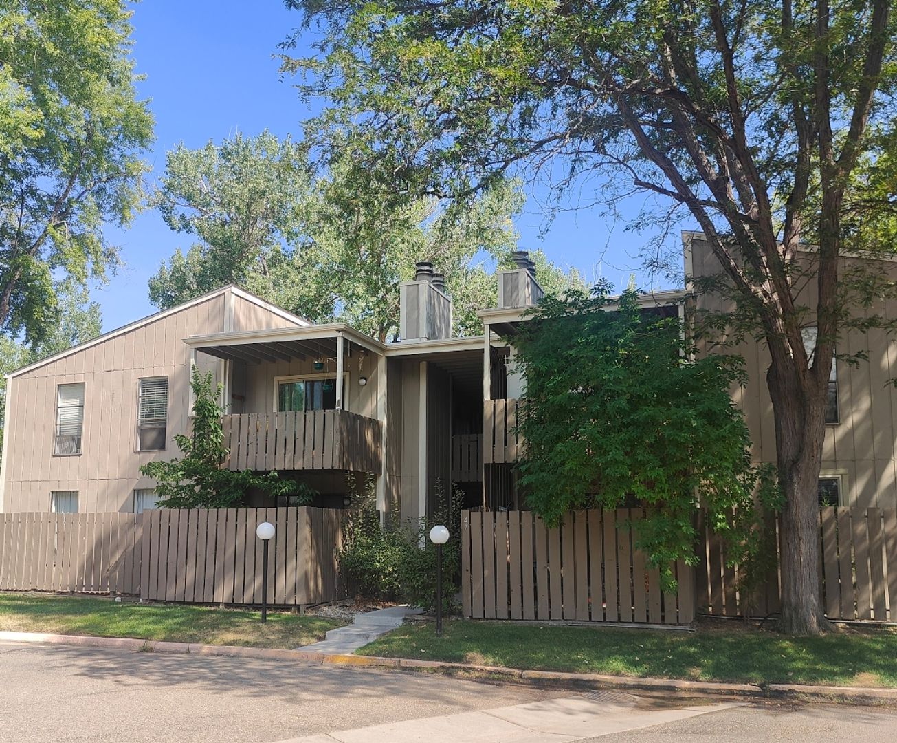 Niwot Condo: 8060 Niwot Road