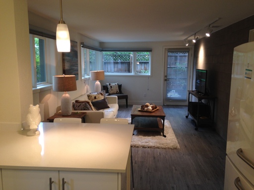 Two Bedroom, Corporate Furnished Short-Mid Term leases, All Inclusive, Lofts in Downtown Boulder, walk to the Pearl Street Mall. – photo 1