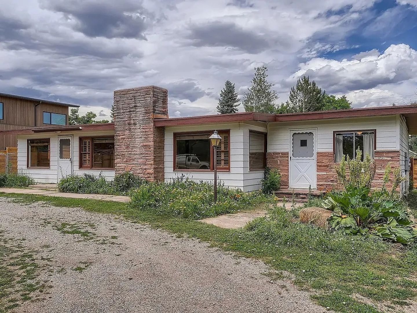 Boulder House: 2135 Norwood Ave