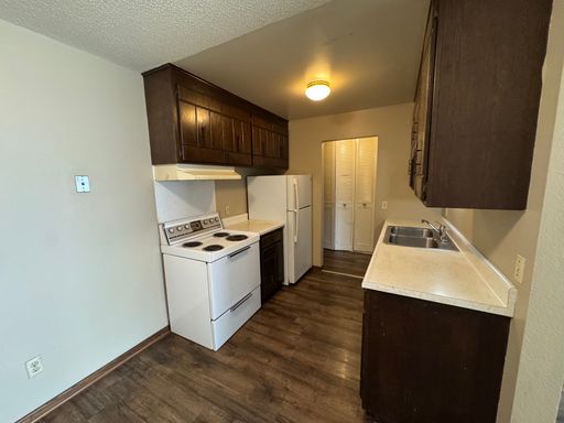 Spacious 1 BR 1 Bath unit near 35E in North of Maryland Neighbourhood – photo 1