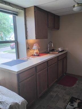 Charming Studio Apartment, Close to Mississippi Blvd!! – photo 1