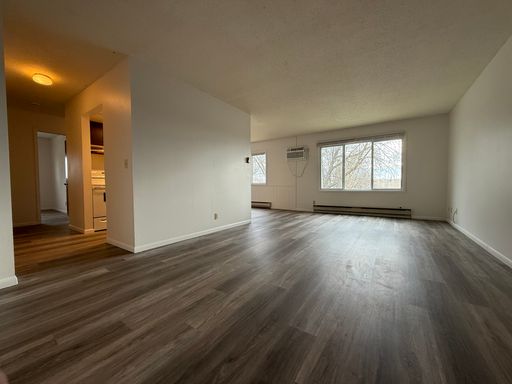 Spacious 2 Bed 1 Bath Apartment in Willmar MN! Apply Today!
