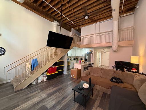 Two-Level Loft Apartment in Downtown St. Paul – photo 1