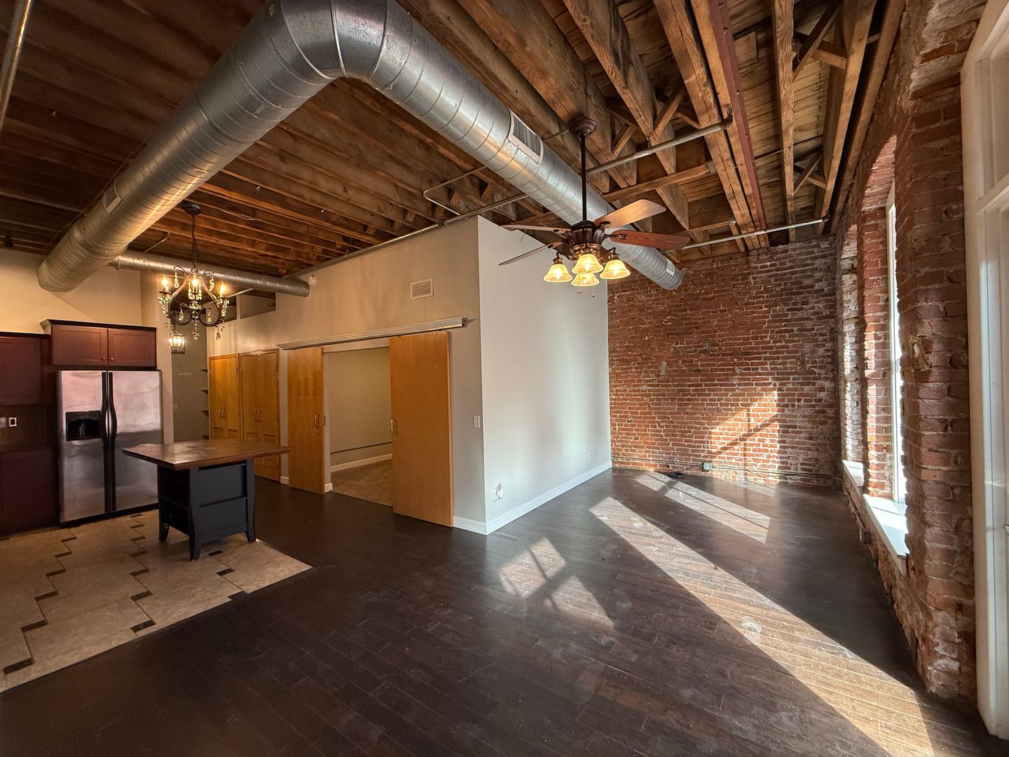 Saint Paul Apartment: 212 7th St E