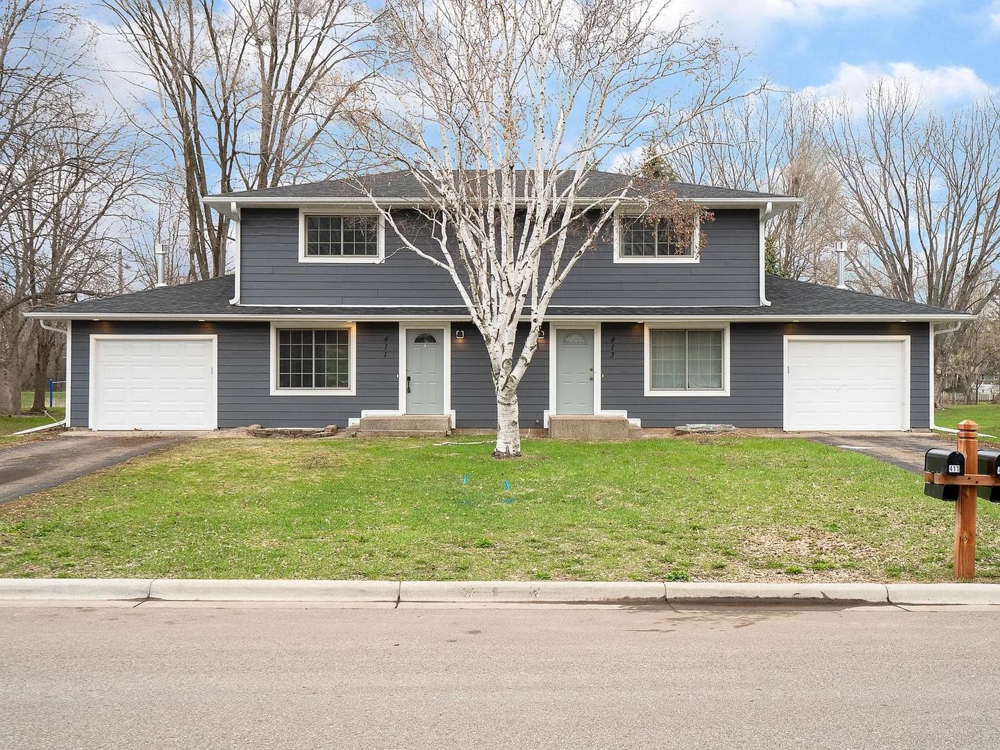 Champlin Apartment: 411 Belle Aire Dr