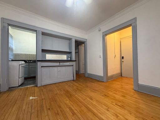 Charming Studio in Prime Minneapolis Location – photo 1