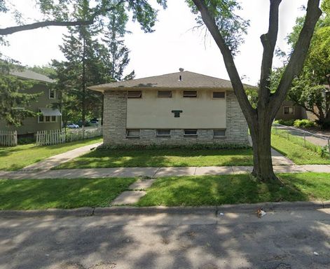 SECTION 8 WELCOME! One Bedroom, One Bathroom, Spacious Unit, Rehabbed – photo 1