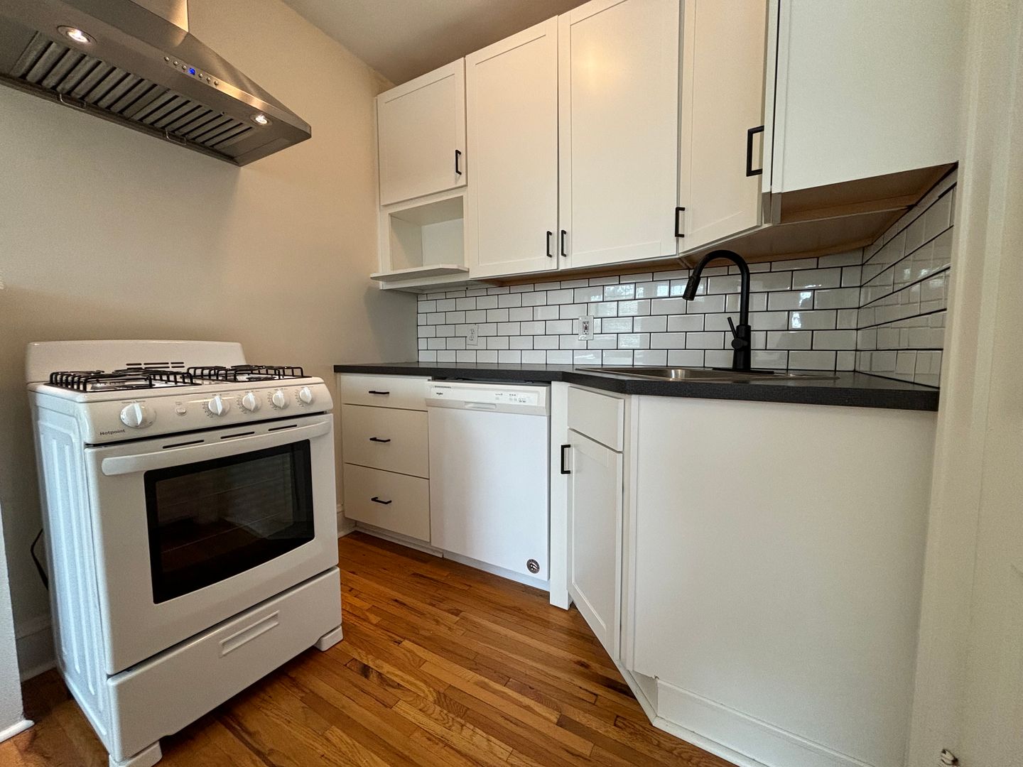 Saint Paul Apartment: 451 Fairview Ave N