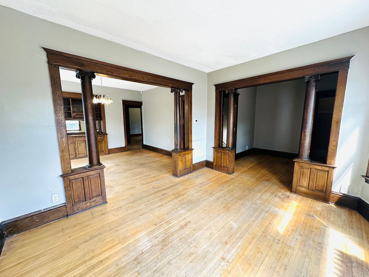 Minneapolis Apartment: 1414 Golden Valley Rd