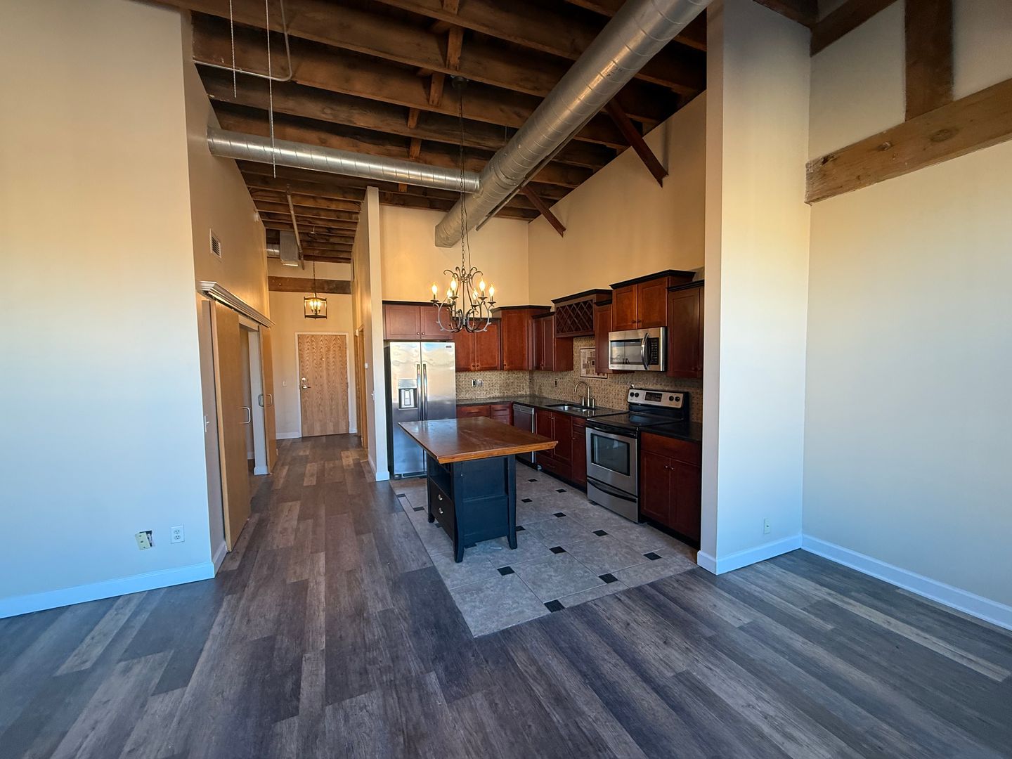 Saint Paul Apartment: 212 7th St E