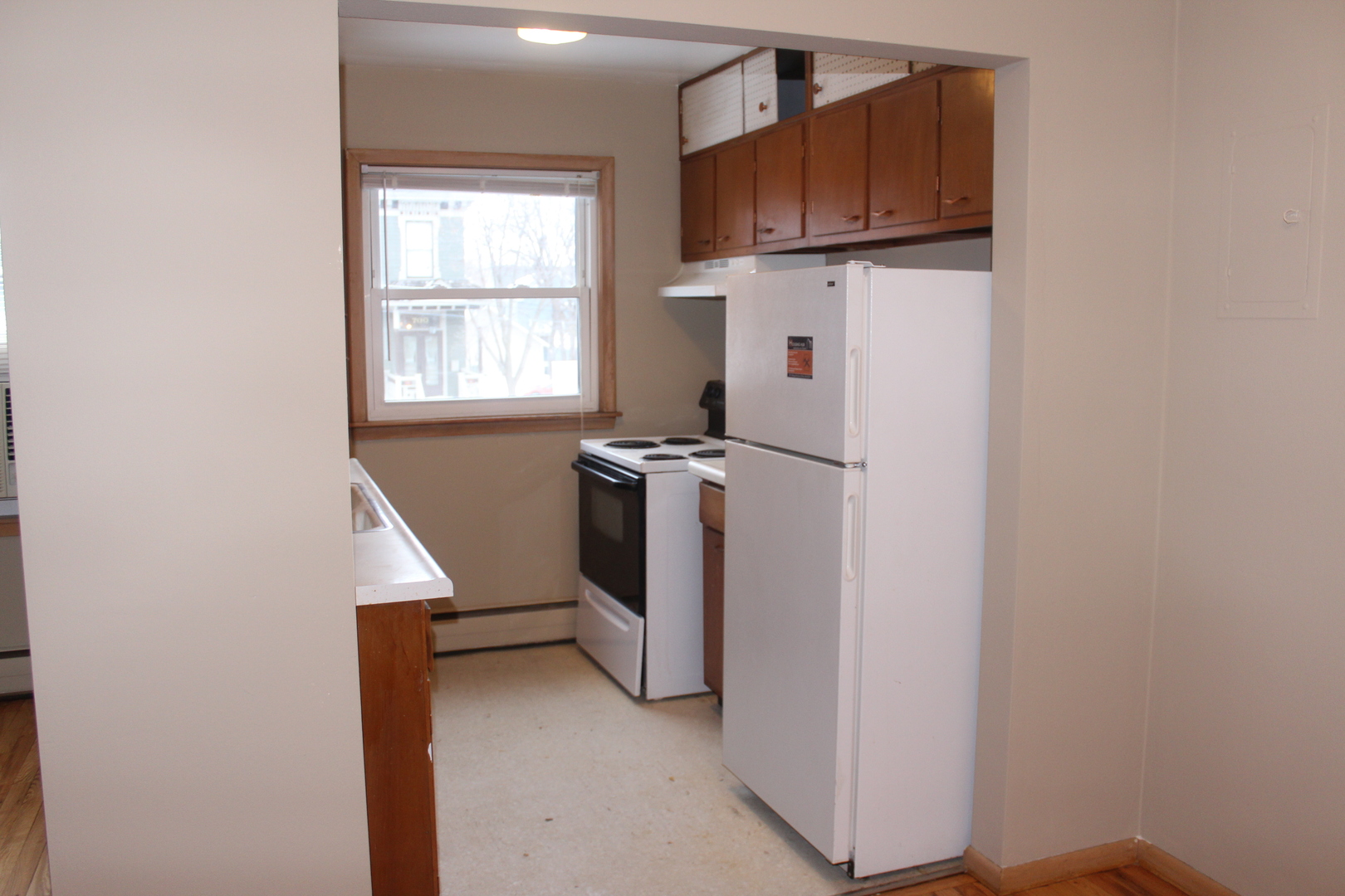 Saint Paul Apartment: 699 3rd St East