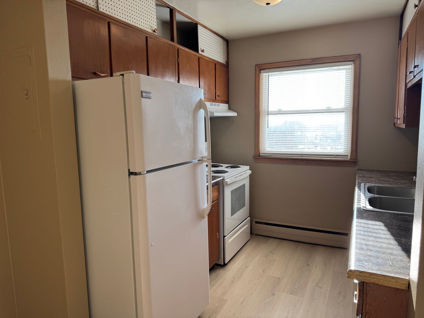 Saint Paul Apartment: 699 3rd St East
