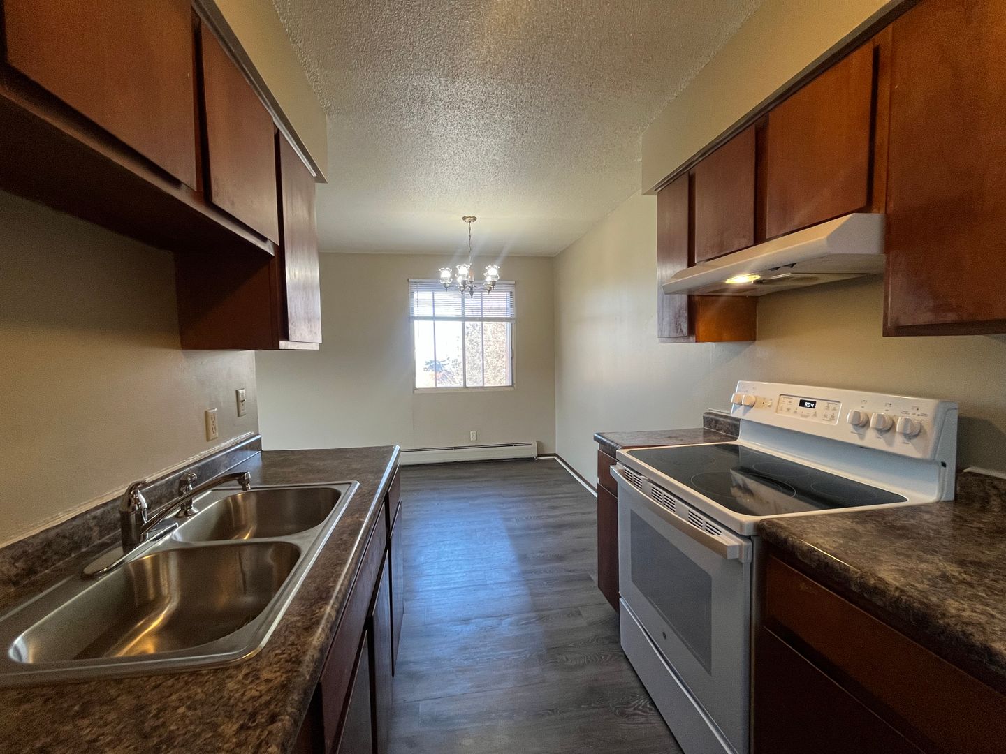 Saint Paul Apartment: 795 East 6th Street