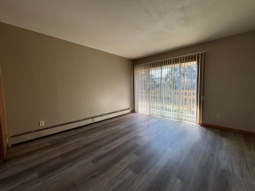 Conveniently Located 2 Bedroom Near Mall of America and Airport! – photo 1