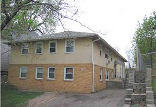 Saint Paul Apartment: 594 Lawson Ave West