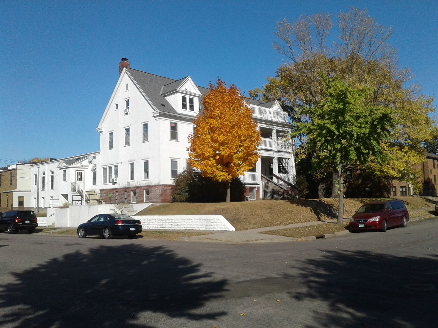 Saint Paul Apartment: 1635 Sherburne Ave