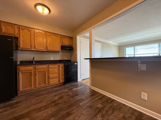 Spacious 1 Bedroom 1 Bathroom in Prime Location! – photo 1