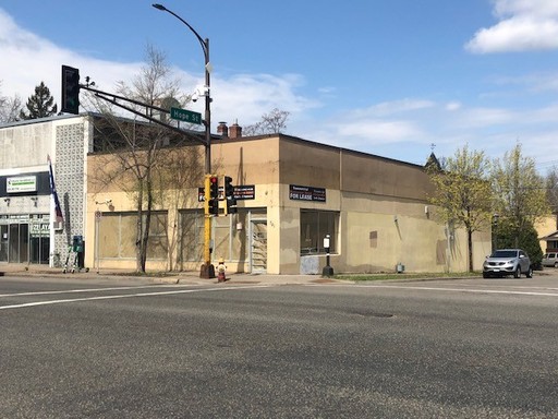 Retail Location at Corner of 7th and Hope - 3200 SF – photo 1