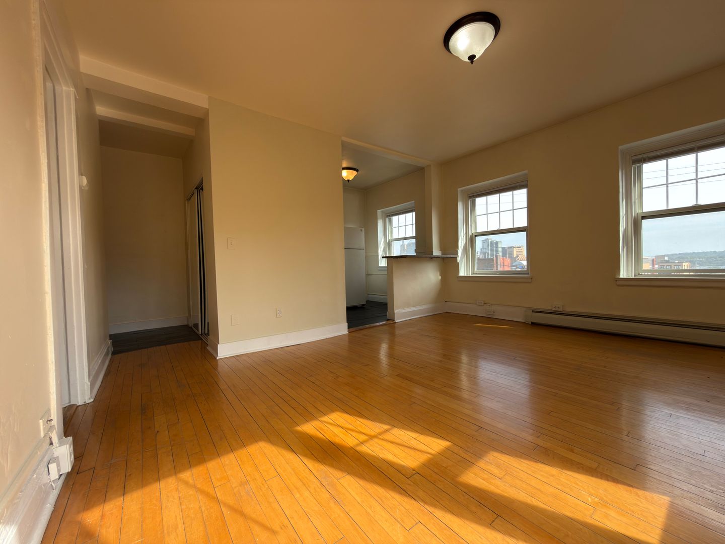 Saint Paul Apartment: 178 Summit Ave