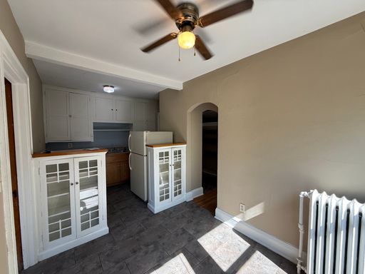 1BR Randolph Ave Apartment Near St. Thomas, Macalester & St. Kate’s – photo 1