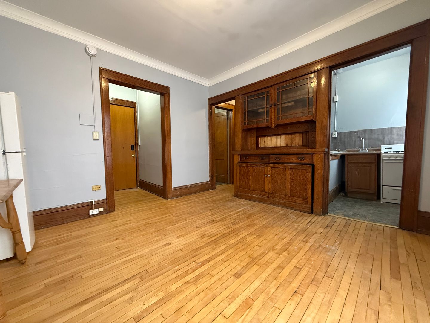 Minneapolis Apartment: 1302 Linden Ave