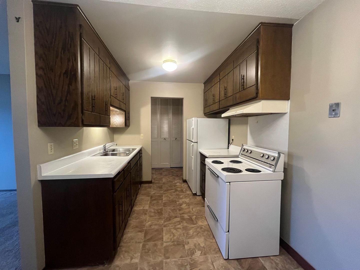 Saint Paul Apartment: 41 Arlington Ave West