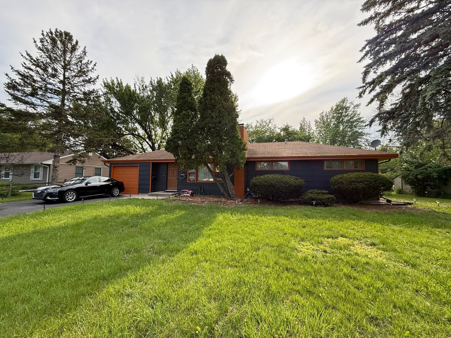 Bloomington House: 9206 12th Ave South