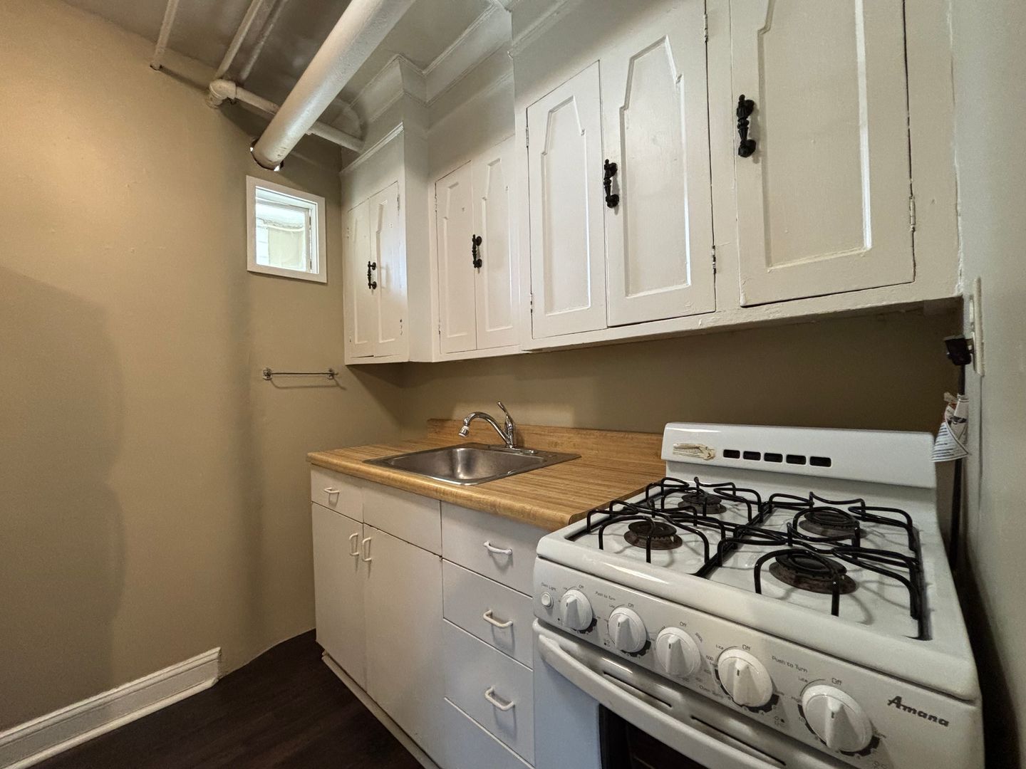 Saint Paul Apartment: 1095 Osceola Ave