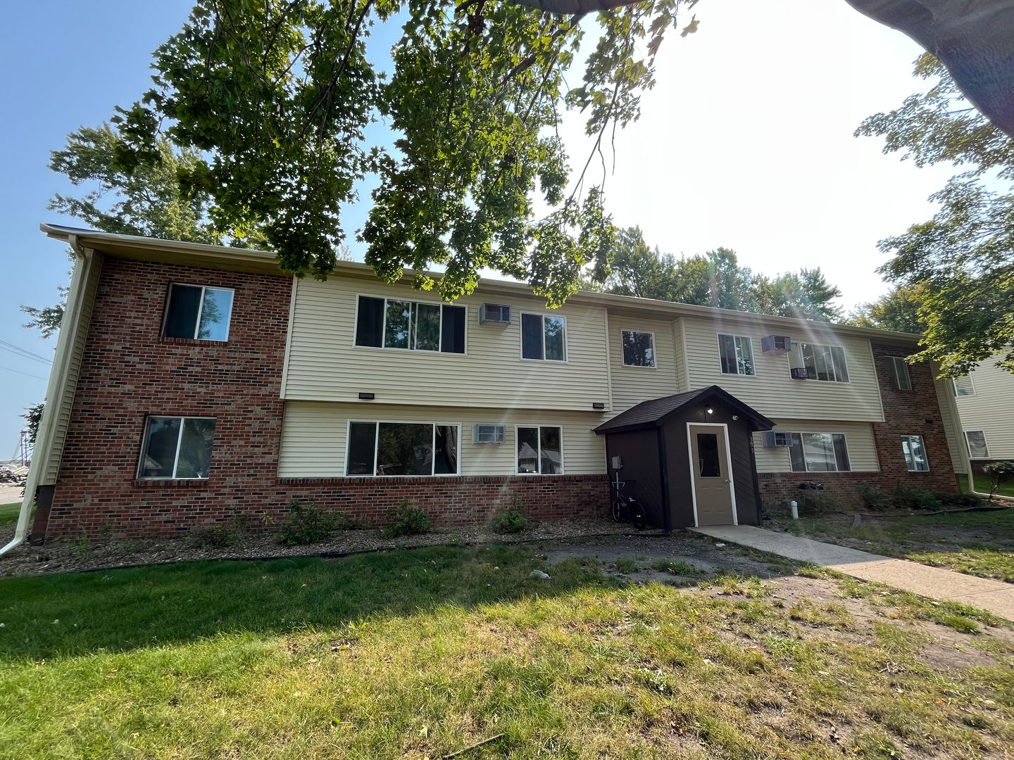 Wells Apartment: 365-395 2nd Ave