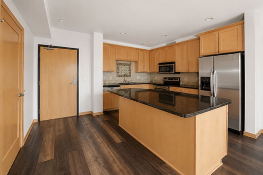Beautiful 1 BR/1 BA 3rd Floor Condo in Riverfront Lofts in St. Paul! – photo 1
