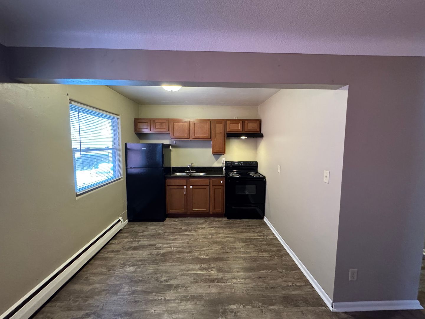 Saint Paul Apartment: 594 Lawson Ave West