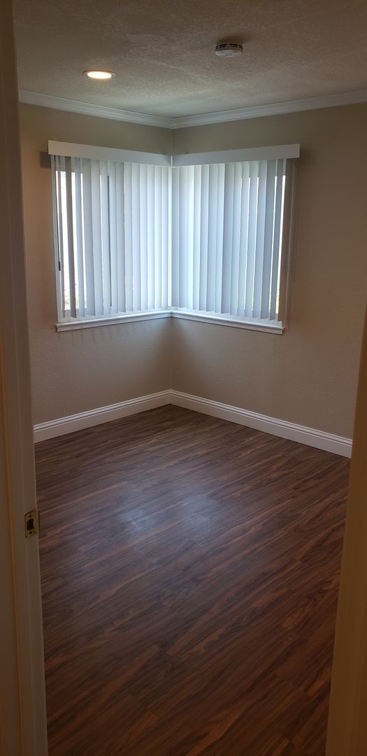 Mountain View Apartment: 1901 Montecito Ave